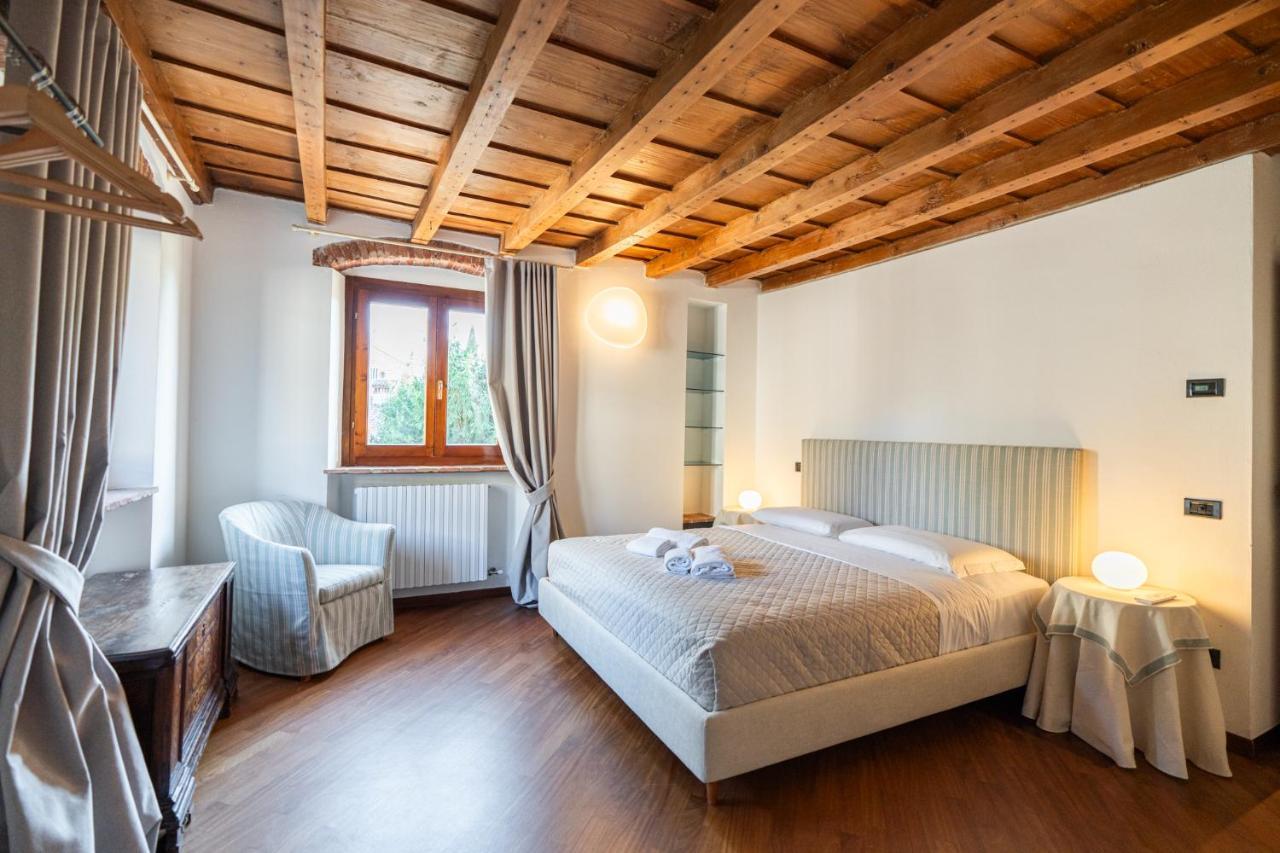 Domus Verona - Residenza Merici Екстериор снимка